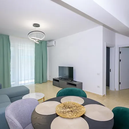 Elithe Promenada Mamaia Nord * ナボダリ