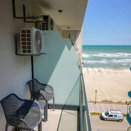 Elithe Promenada Mamaia Nord Apartment